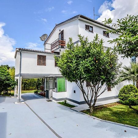 Apartmani Andrea Pula Ngoại thất bức ảnh