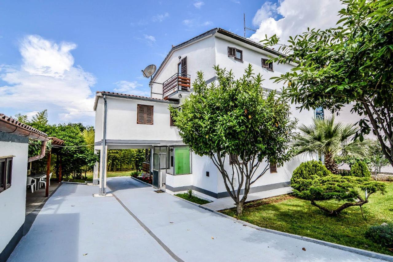 Apartmani Andrea Pula Ngoại thất bức ảnh